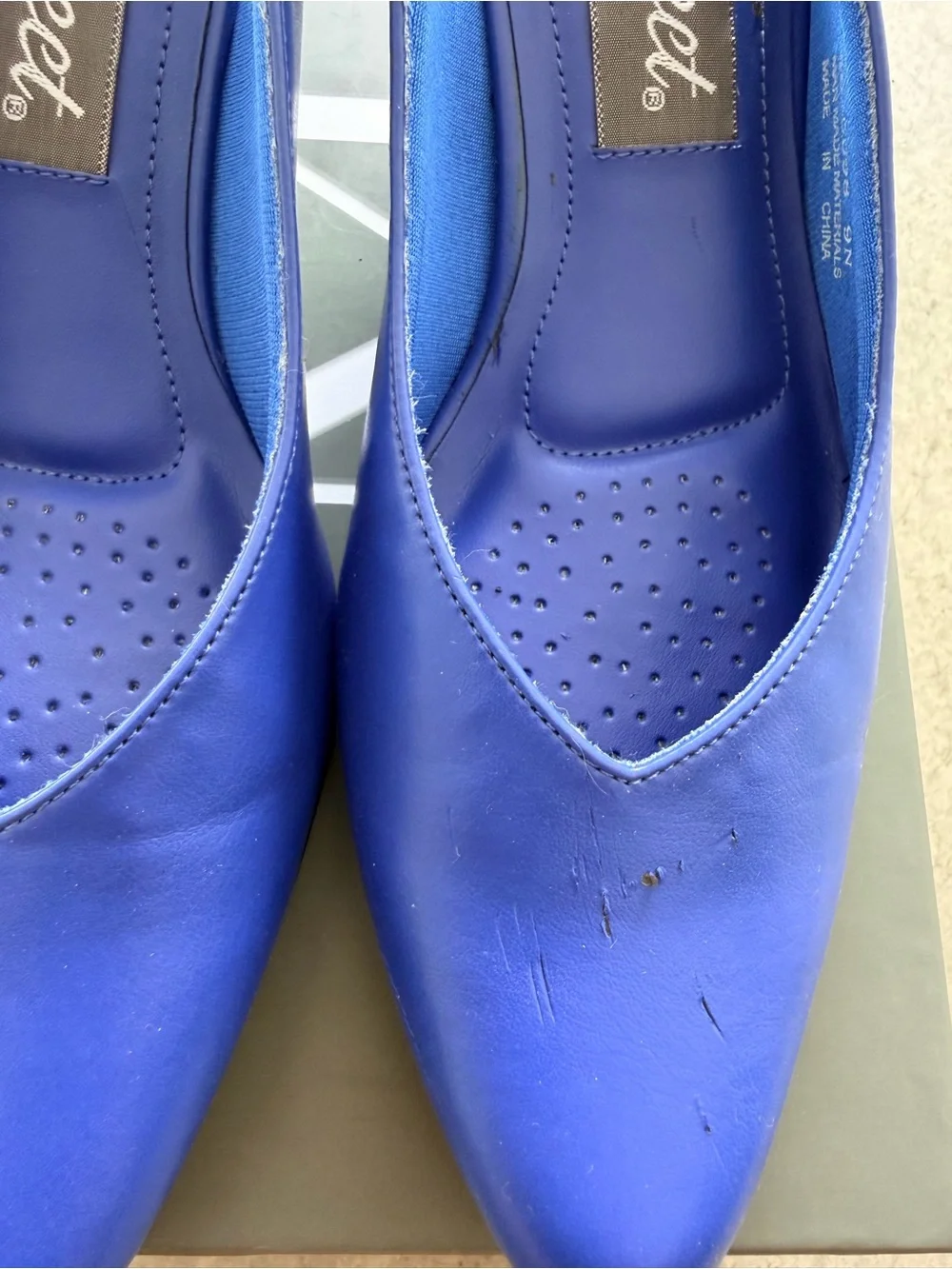 Easy Street Blue Slingback Flats Women’s Comfort Shoes NEW in Box 9 - Picture 2 of 7